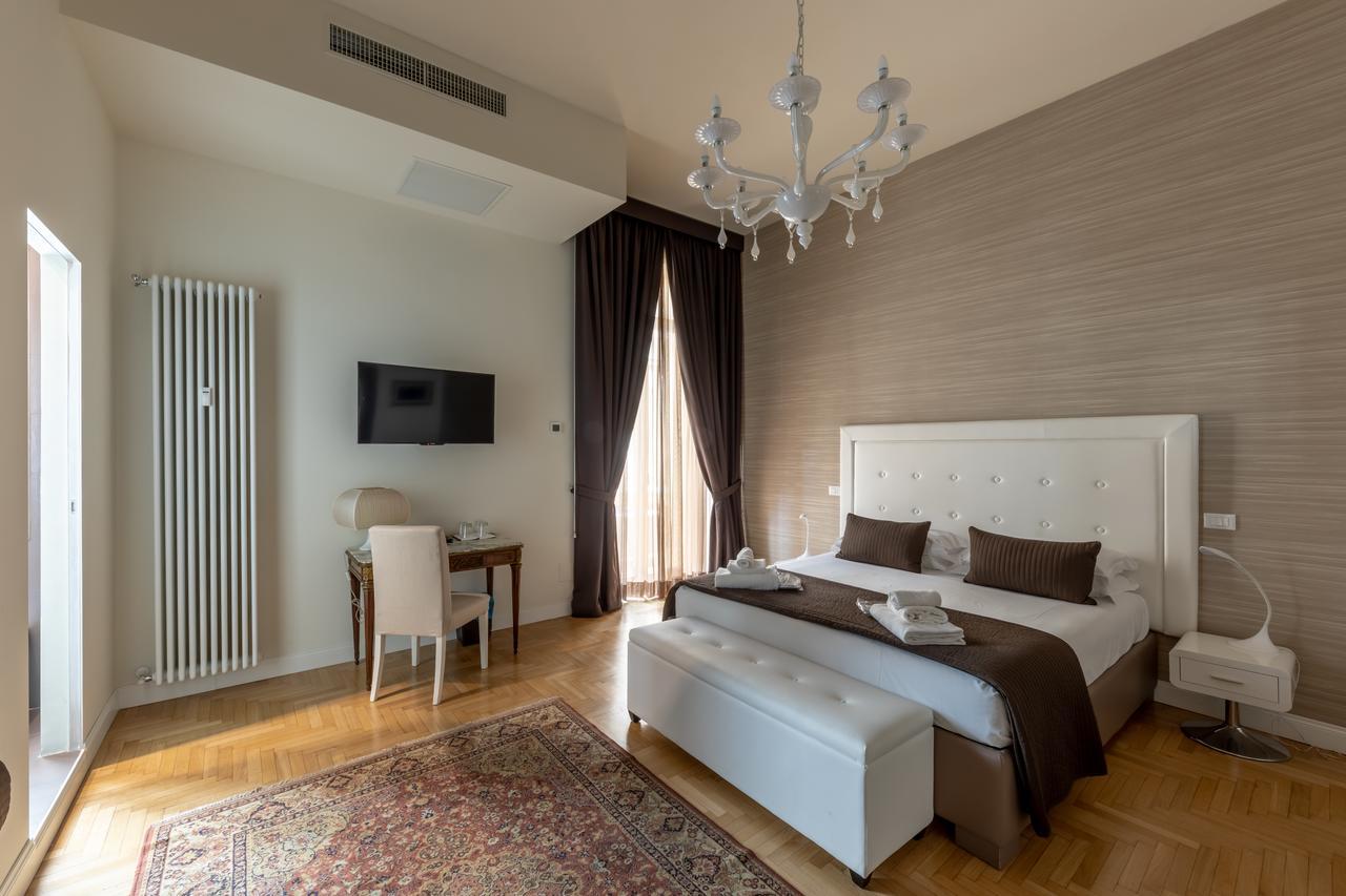 Blue Inn Luxury Suites Roma Ngoại thất bức ảnh